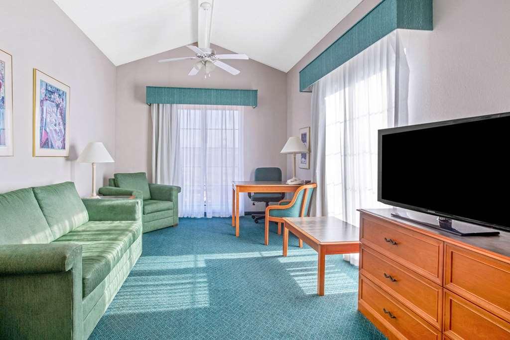 Days By Wyndham Hotel Reno