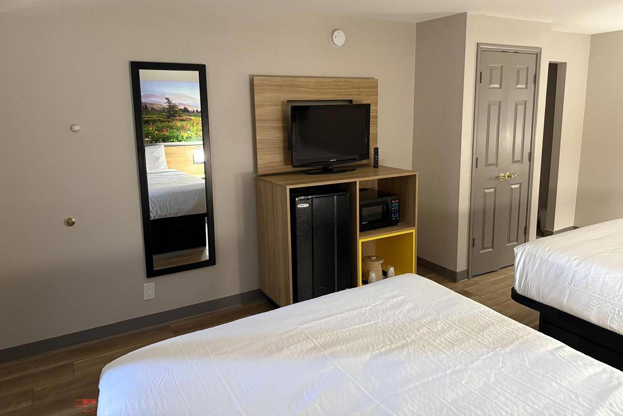 Days By Wyndham Hotel 3*