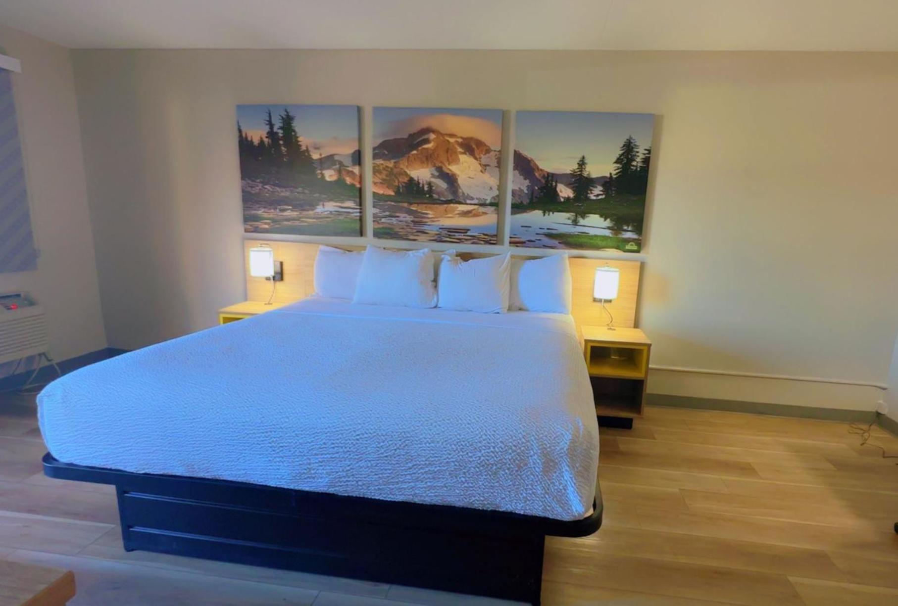 Hotel Days By Wyndham Reno